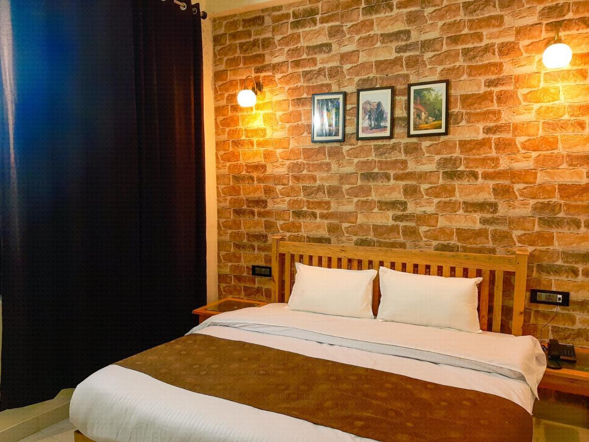 Hotel Oakland Landour Mussoorie Dış mekan fotoğraf